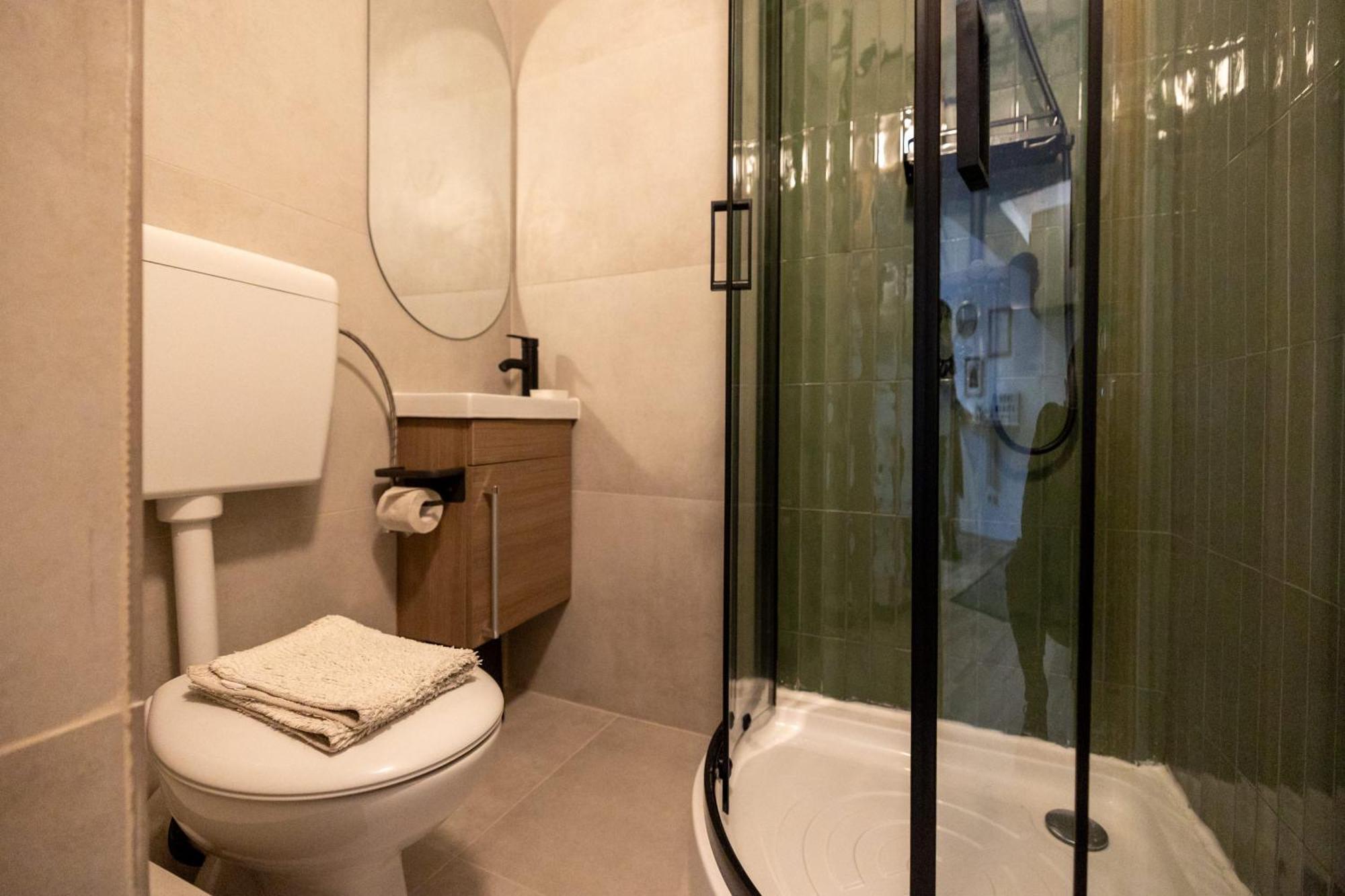 Cozy Studio Retreat - Quiet, Premium Stay Timişoara Exterior foto